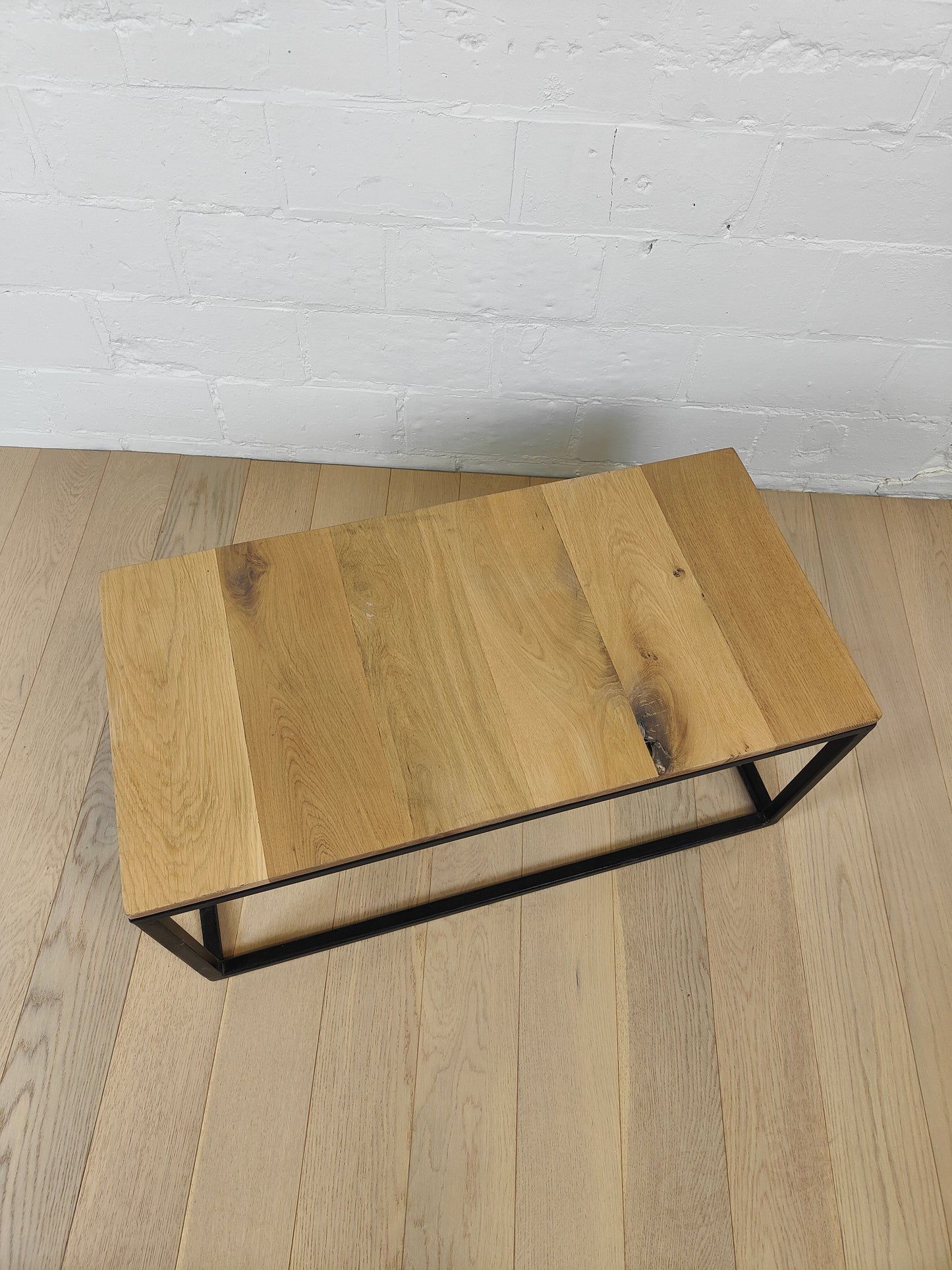 TABLE BASSE INDUSTRIELLE
