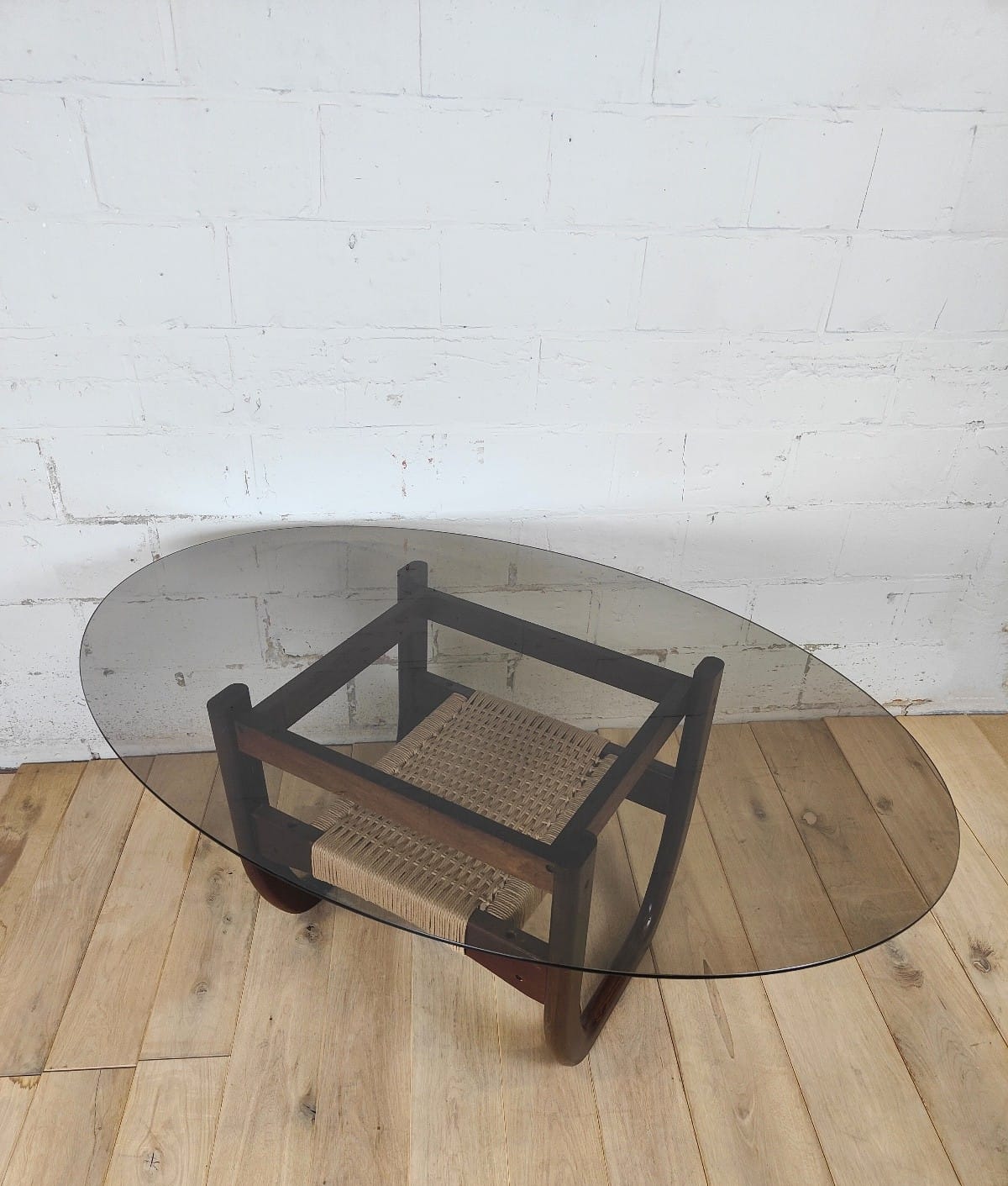 TABLE SALON TYPE SCANDINAVE