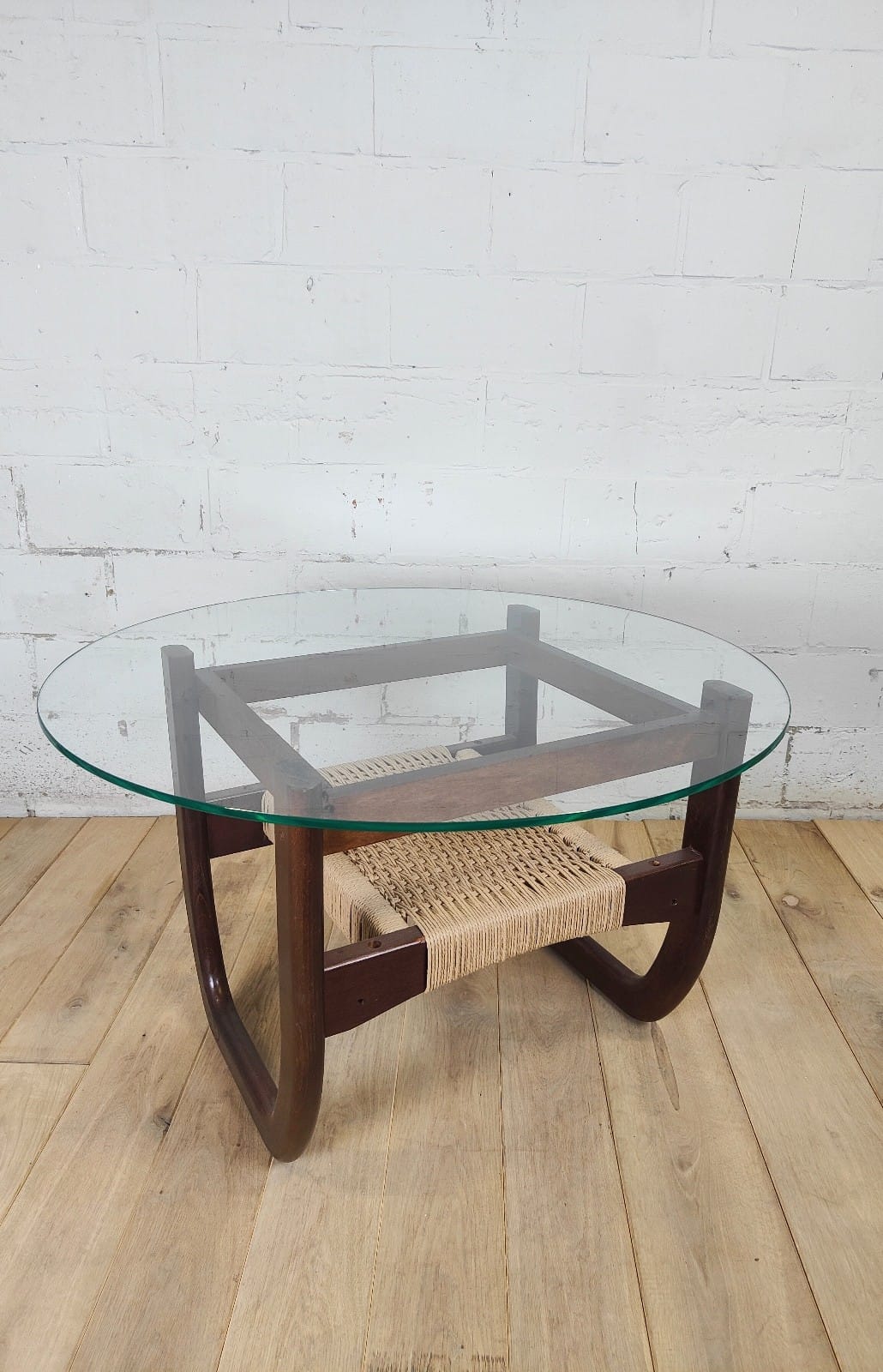 TABLE SALON TYPE SCANDINAVE