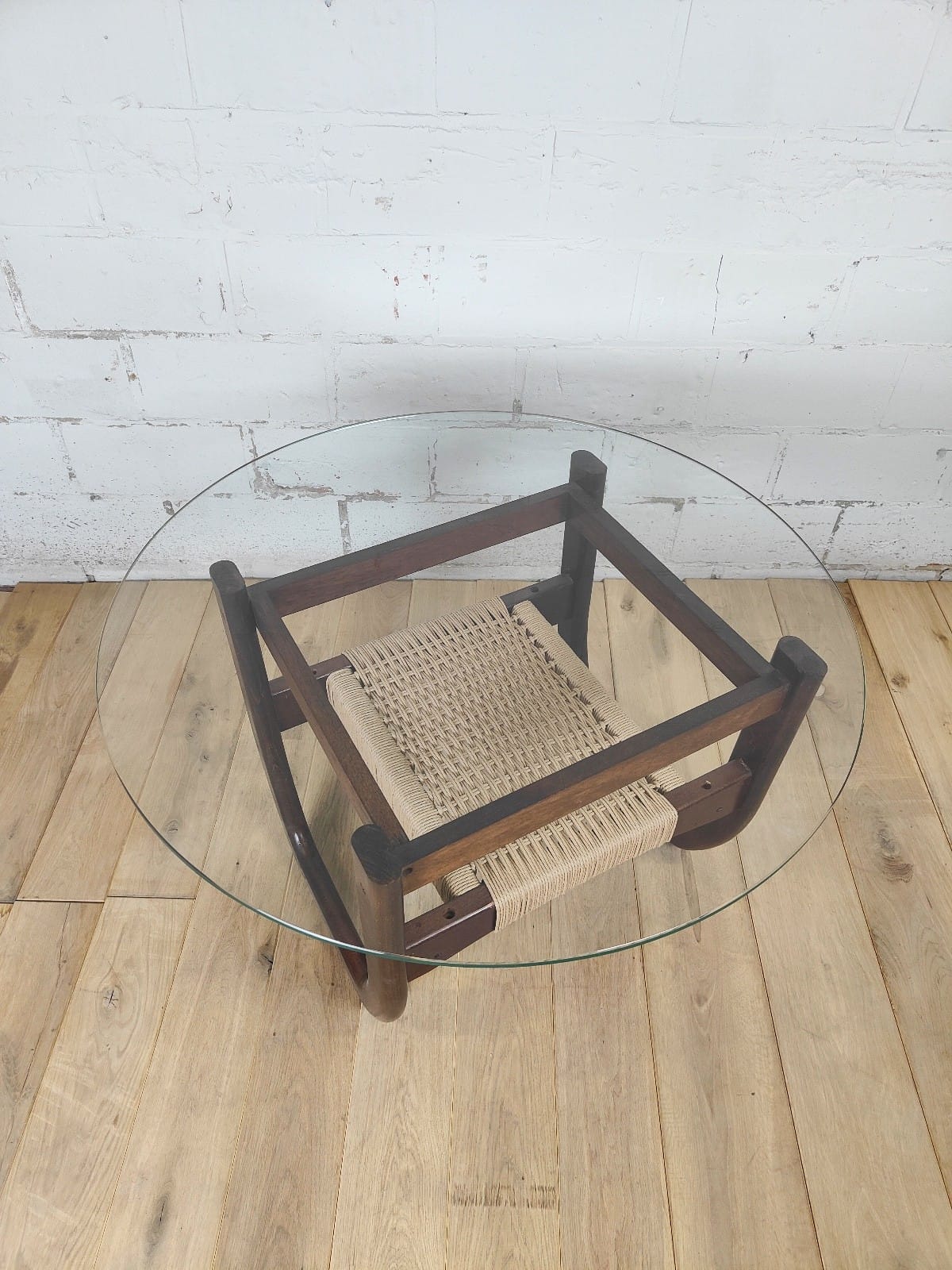 TABLE SALON TYPE SCANDINAVE
