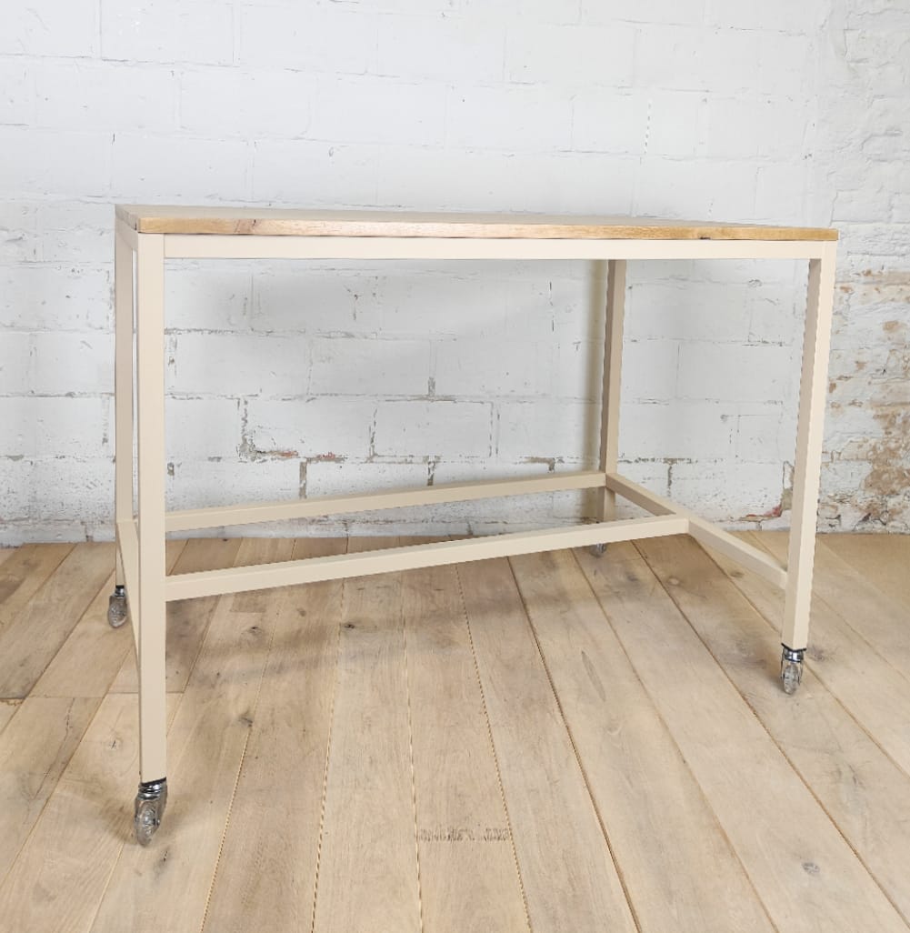 BUREAU INDUSTRIEL A ROULETTES