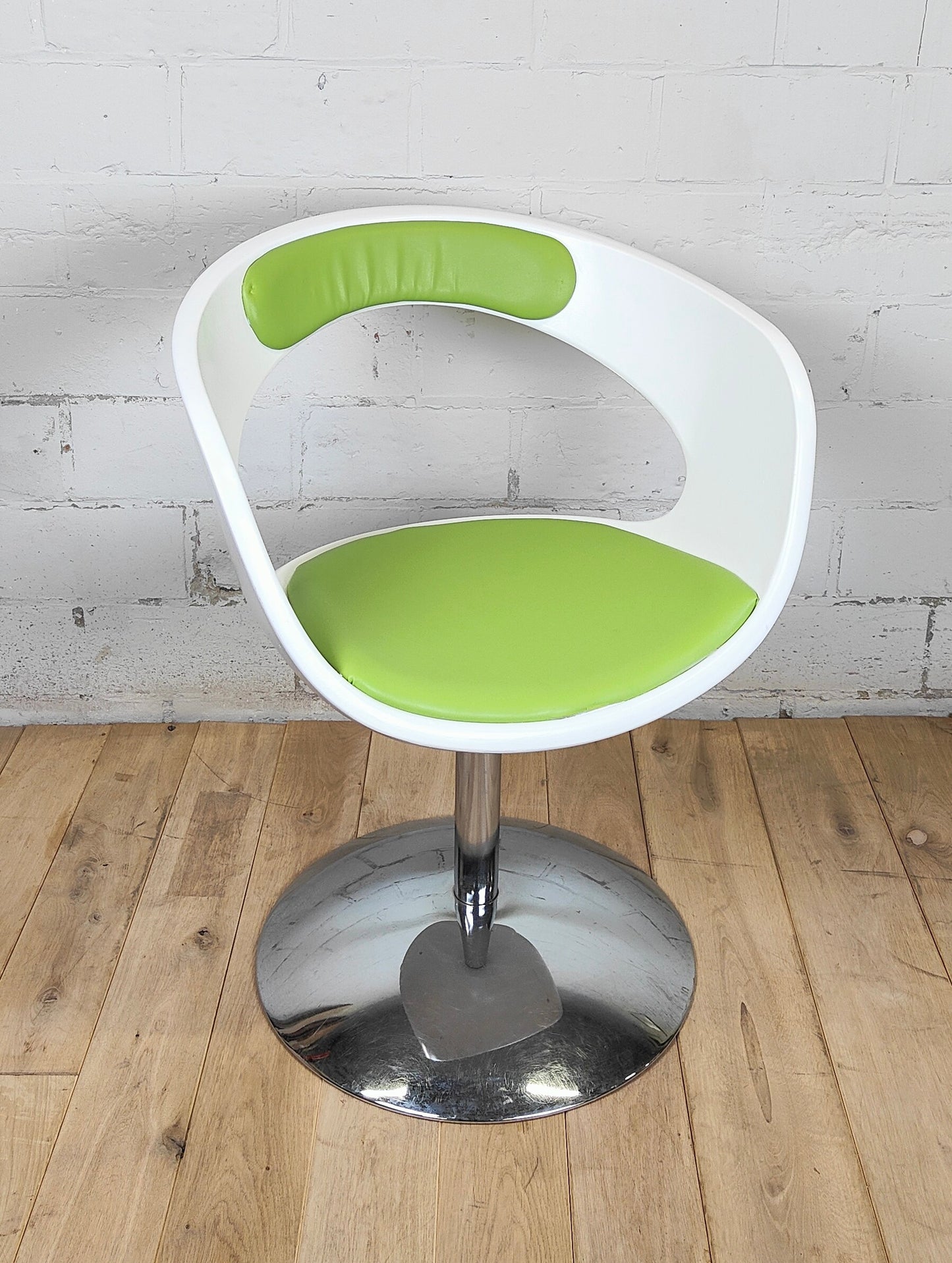 Fauteuil pivotant Space Age