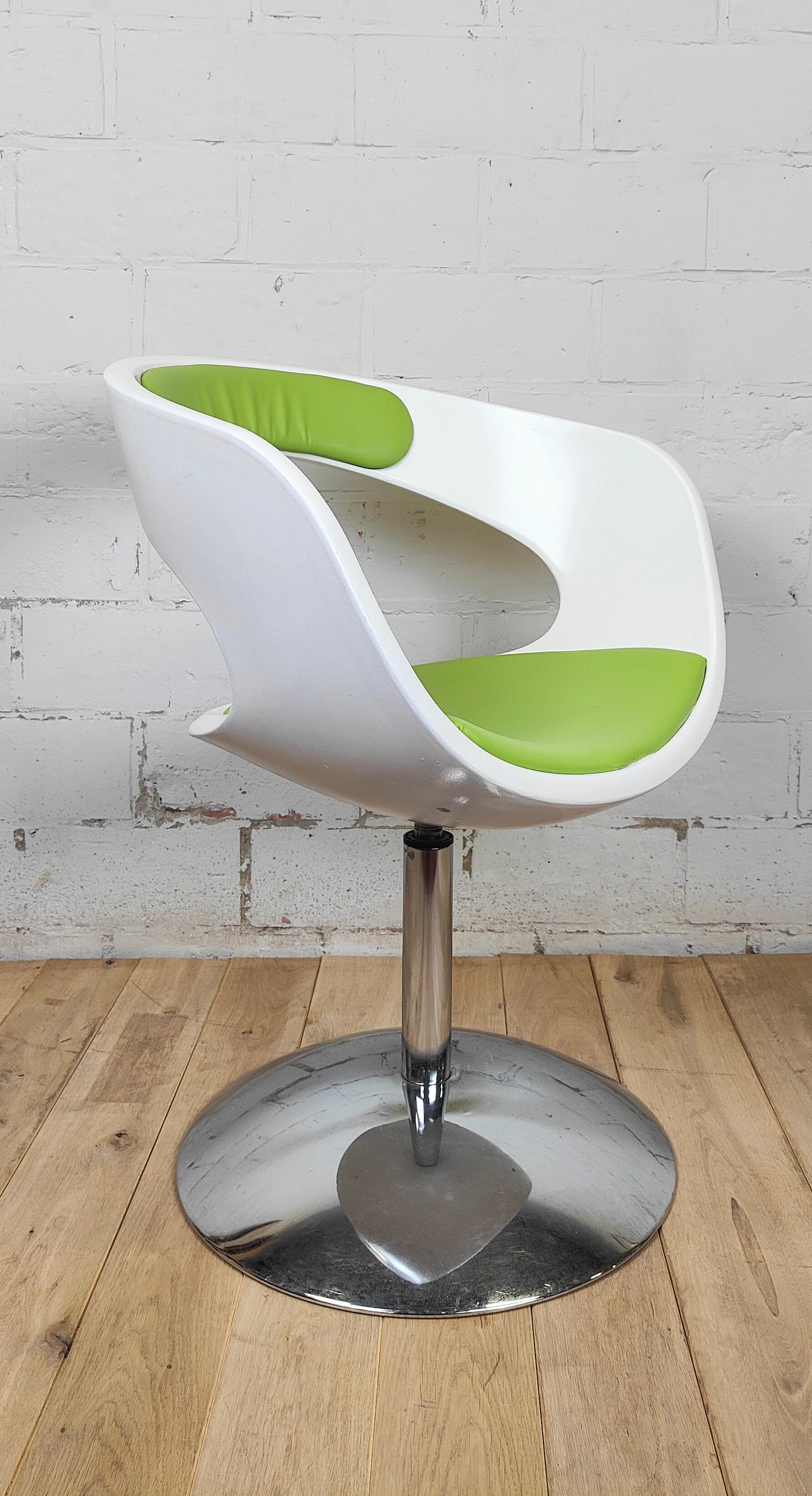 Fauteuil pivotant Space Age