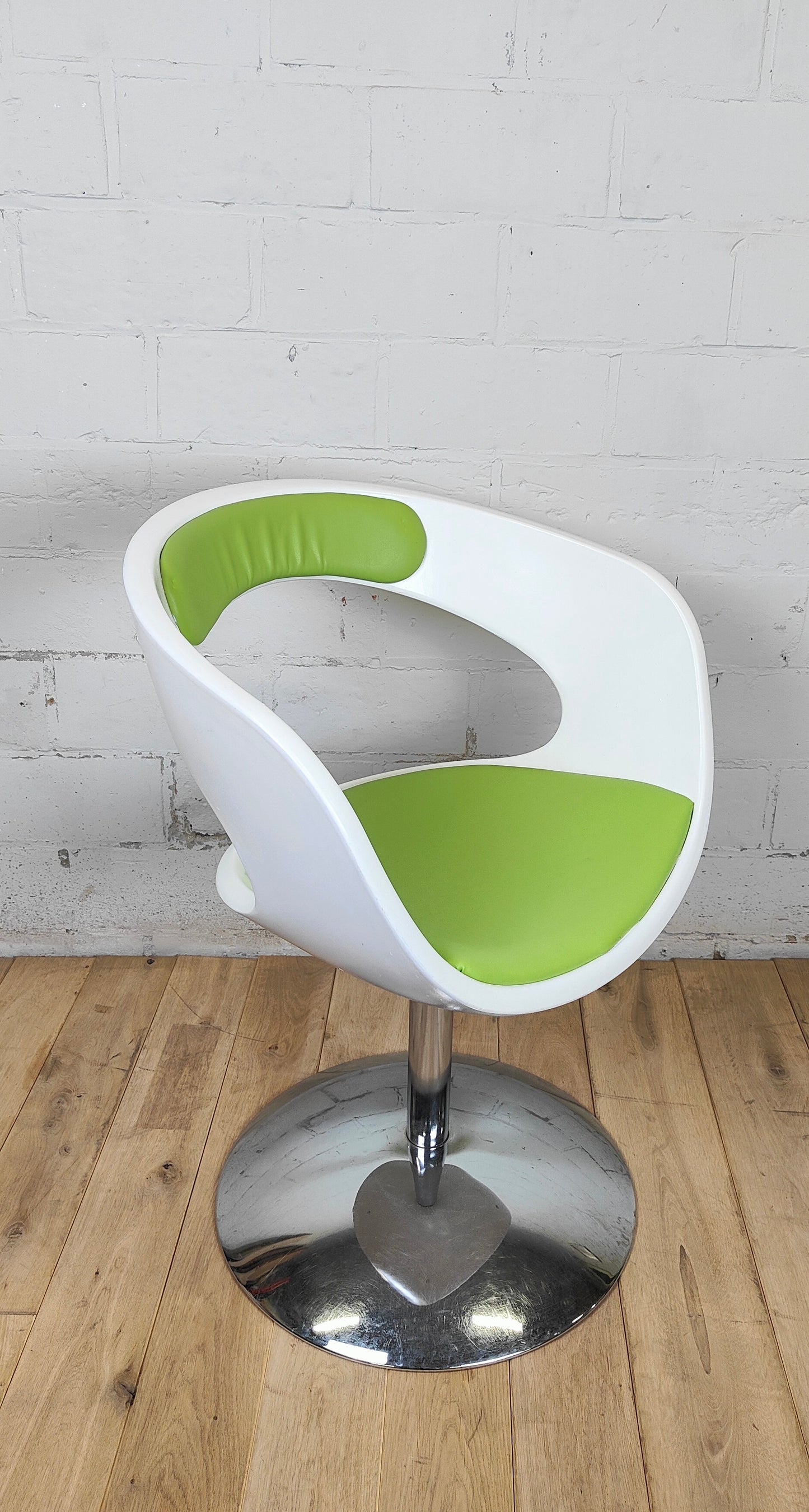 Fauteuil pivotant Space Age