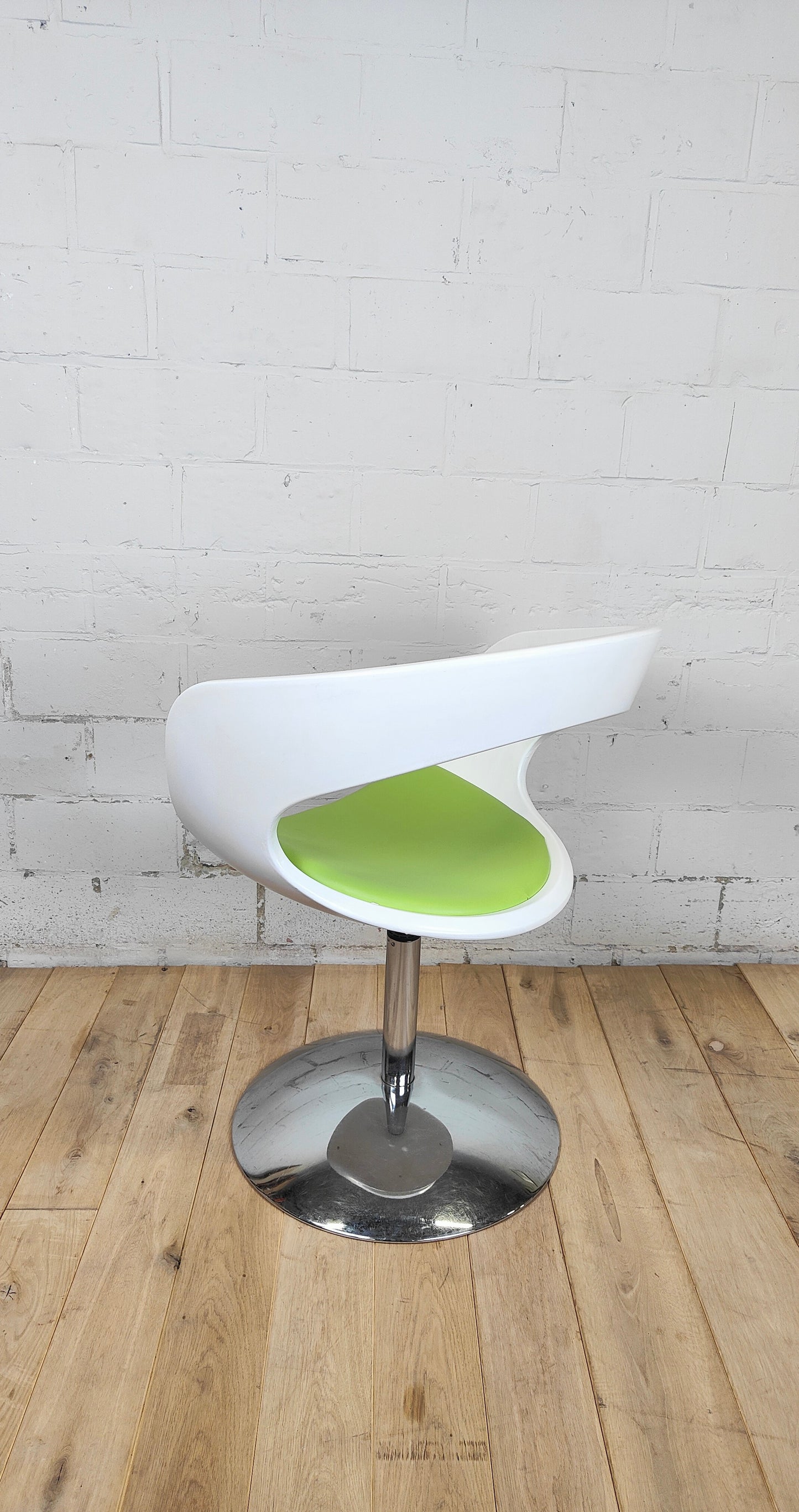 Fauteuil pivotant Space Age
