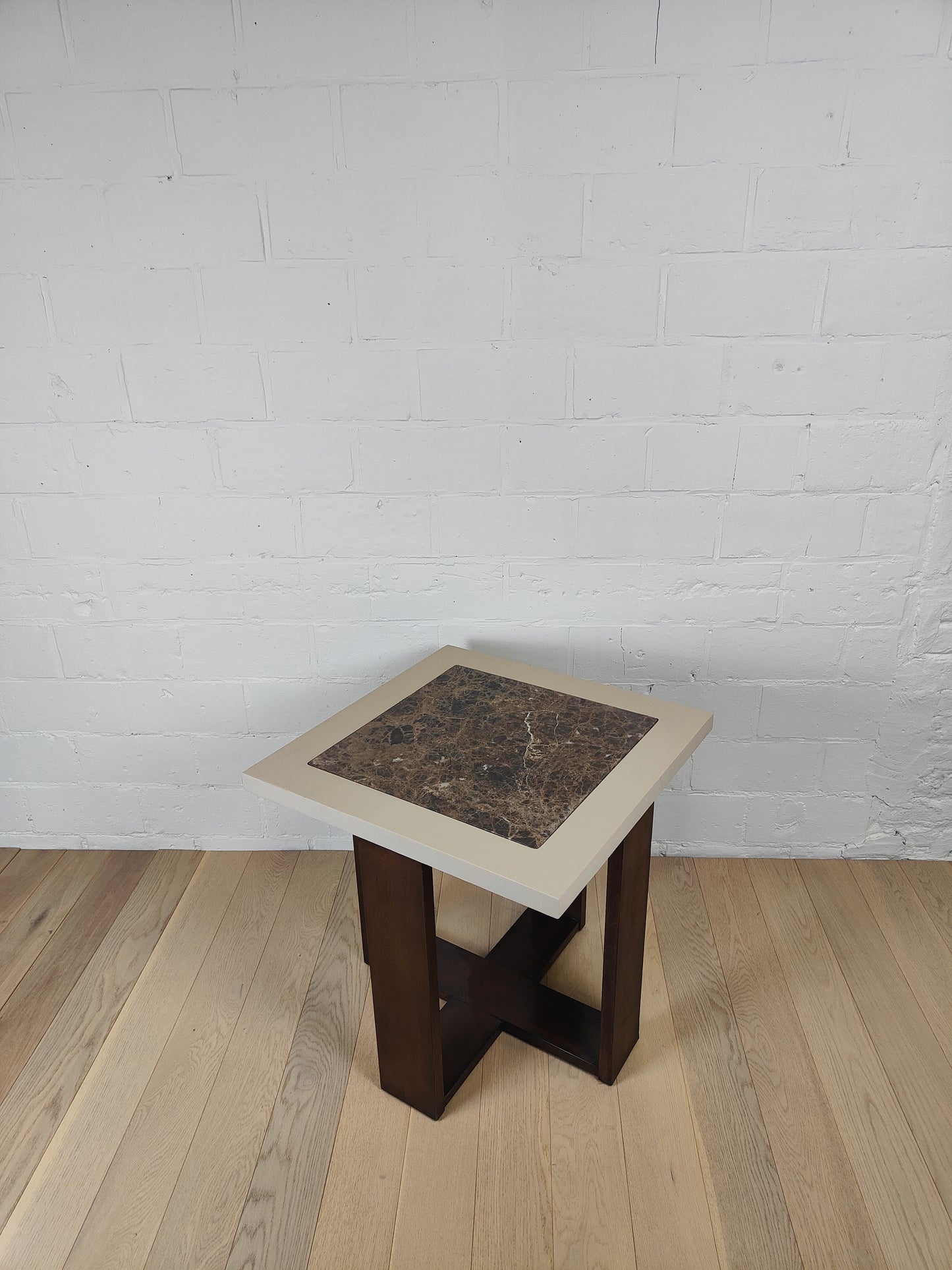 AUGUSTINE - VINTAGE TABLE