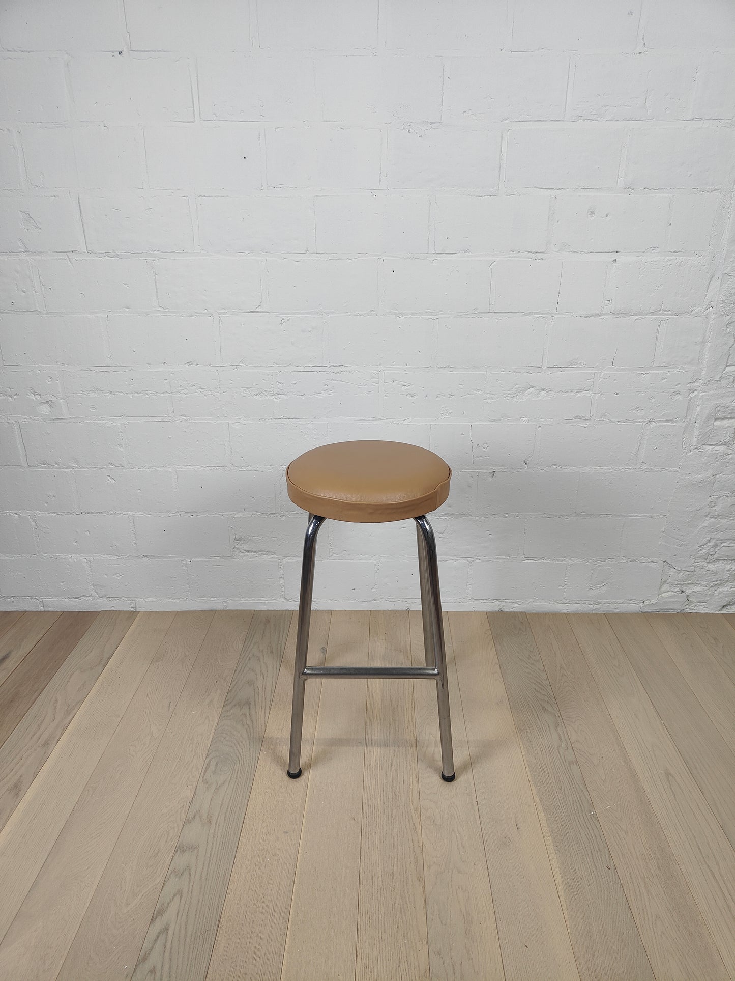 TABOURET DE BAR CUIR