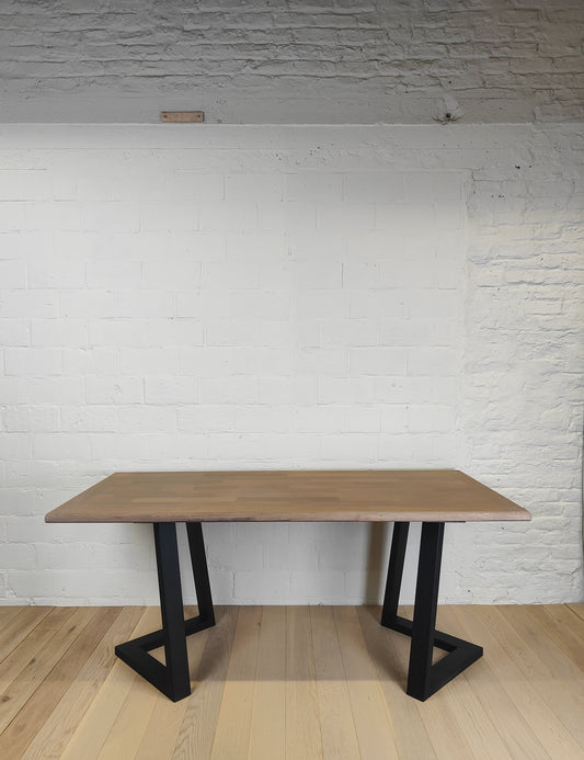 AUGUSTINE - VINTAGE TABLE