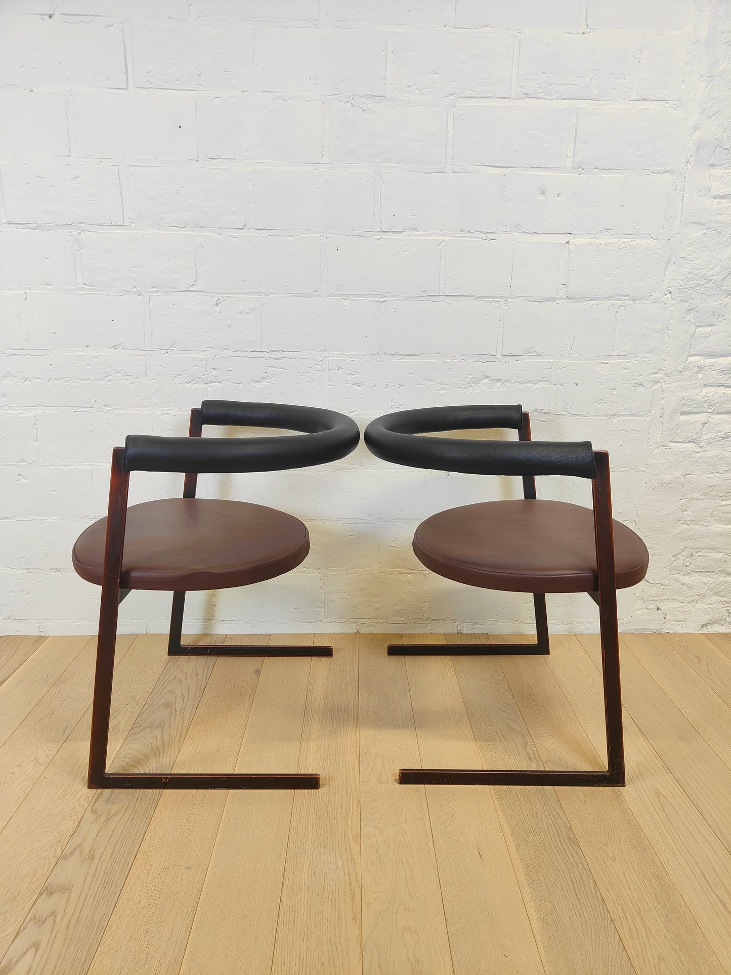 OCTO - ARMCHAIRS